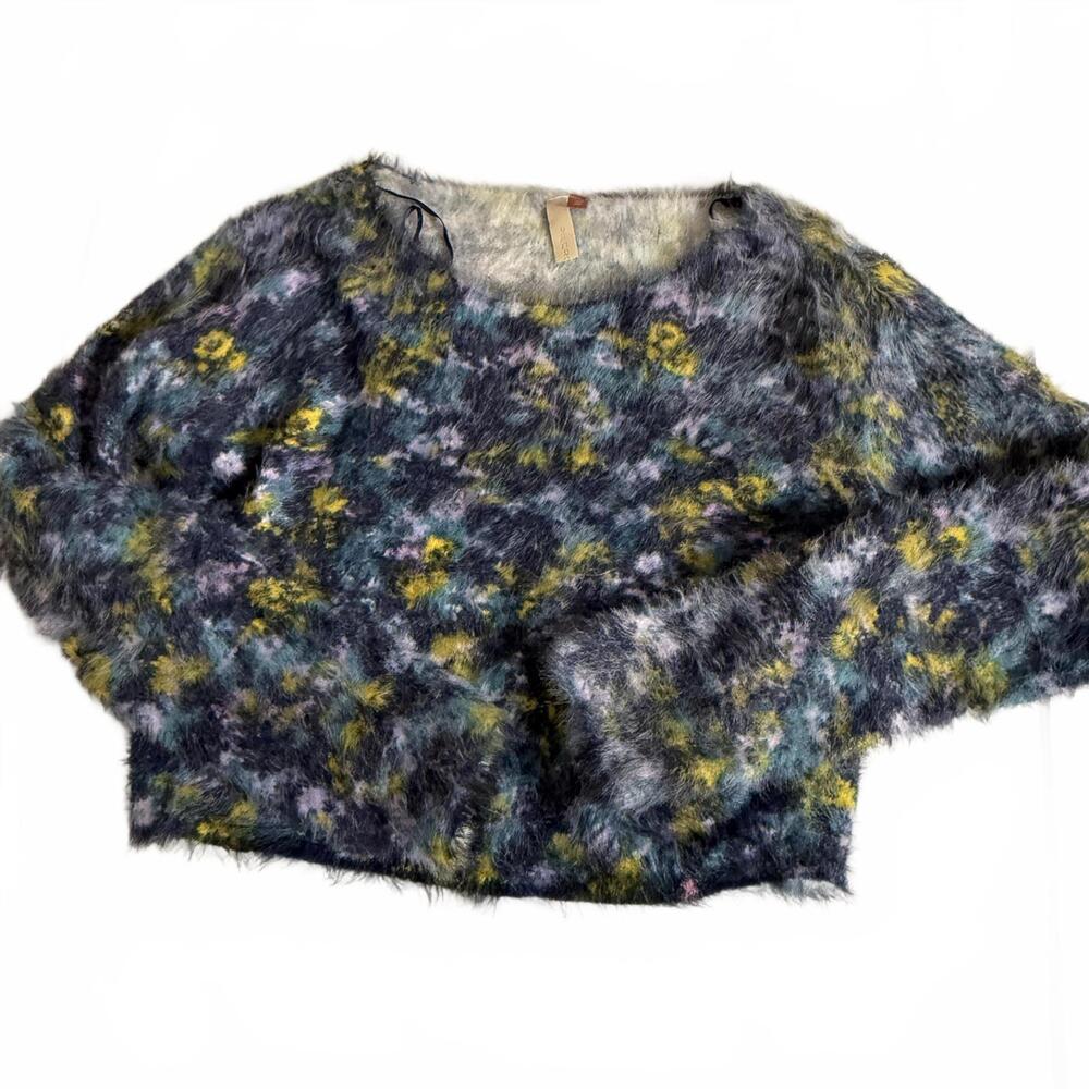PILCRO Anthro Cropped Fuzzy "Monet Inspired" Blue/yellow flowered sweater Sz XXS